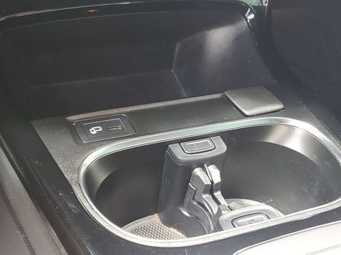 Used 2020 Mercedes-Benz CLA 250 4MATIC image 21