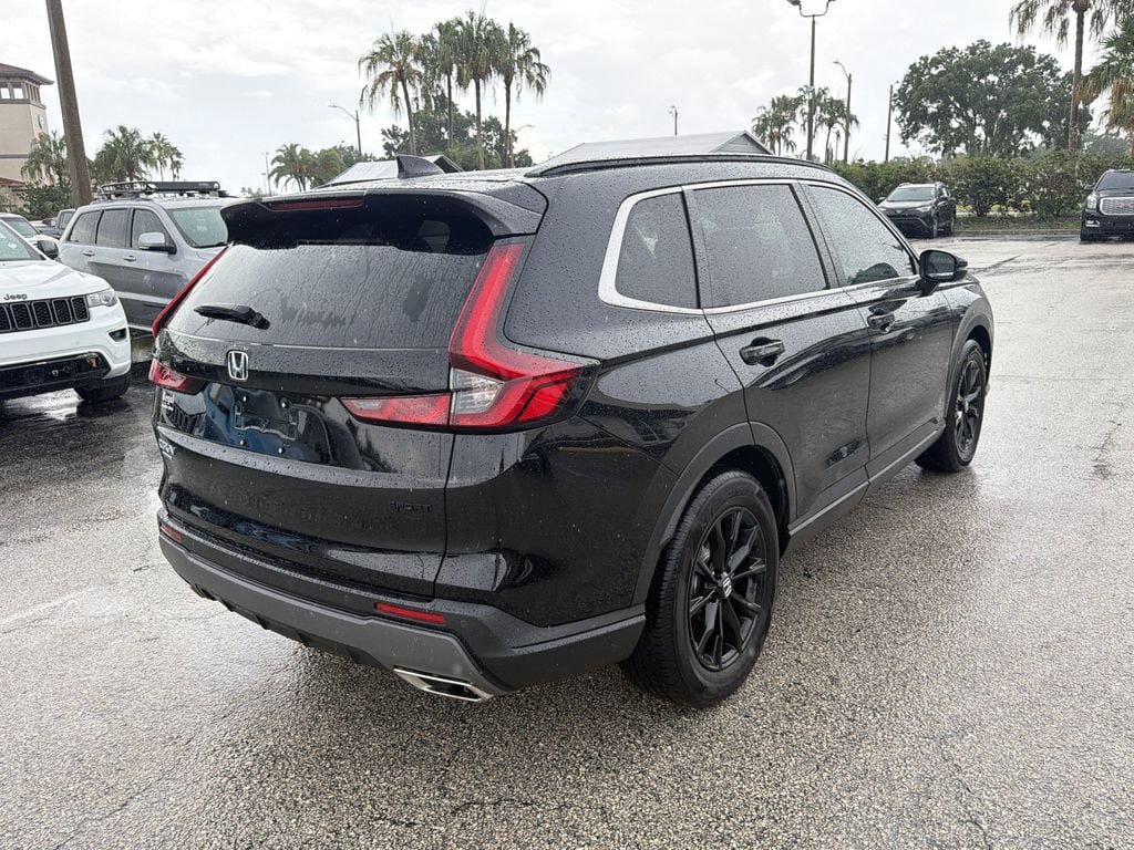 Used 2025 Honda CR-V Sport-L image 4