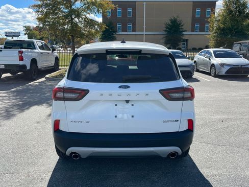 Used 2023 Ford Escape Active image 8