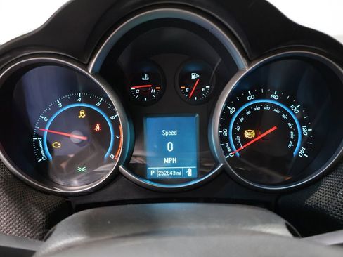 Used 2012 Chevrolet Cruze LT image 31