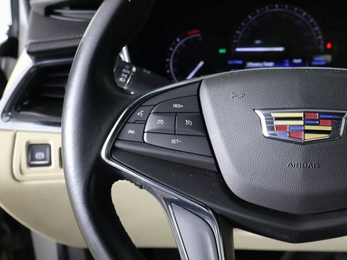 Used 2019 Cadillac XT5 AWD image 35