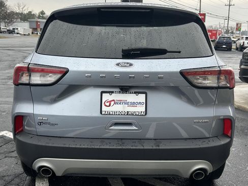 Used 2022 Ford Escape SE w/ Convenience Package image 4