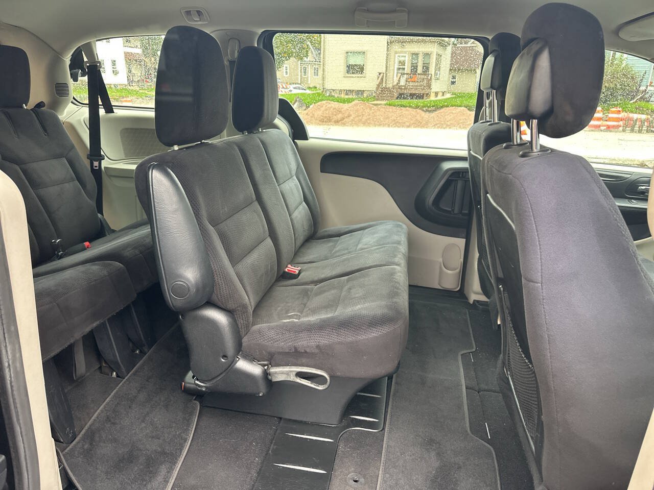 Used 2014 Dodge Grand Caravan FWD image 11