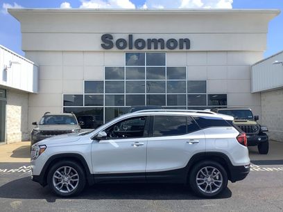 Used 2022 GMC Terrain SLT w/ Infotainment Package II