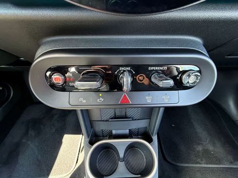 Used 2025 MINI Cooper S FWD image 25