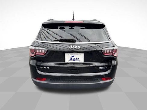 Used 2020 Jeep Compass Latitude w/ Cold Weather Group AWD/4WD image 8