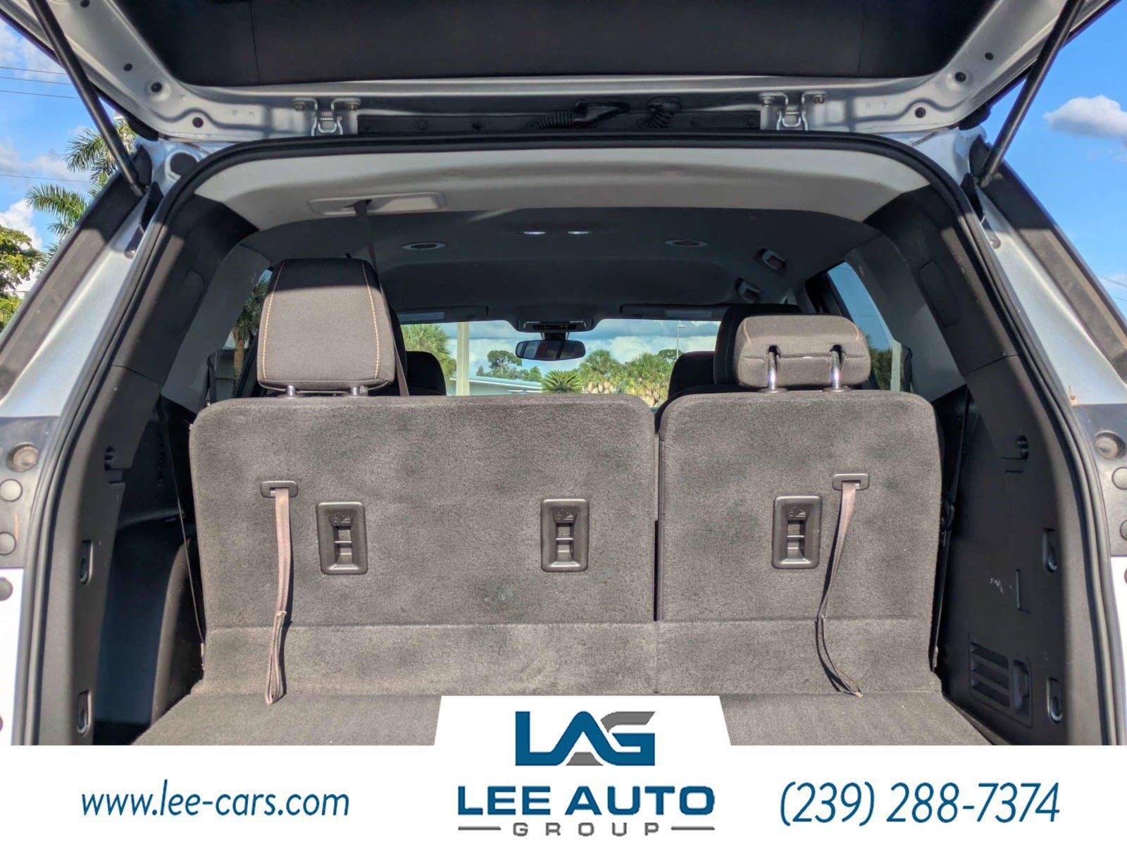 Used 2019 Chevrolet Traverse LT FWD image 11