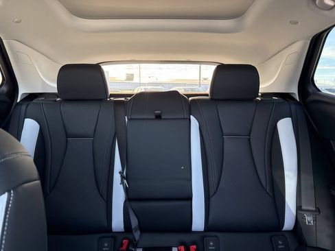 New 2026 Buick Envision Sport Touring AWD/4WD image 39