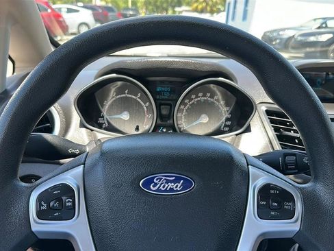 Used 2017 Ford Fiesta SE FWD image 39