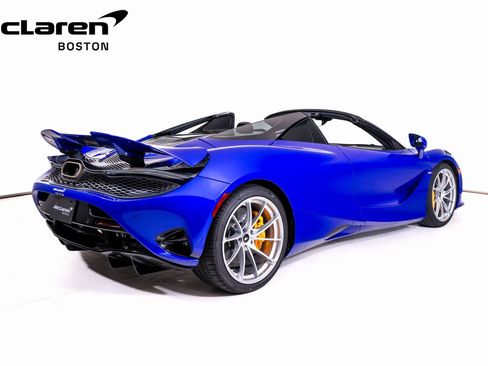New 2026 McLaren 750S image 7
