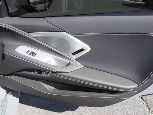 Used 2025 Chevrolet Corvette Stingray Preferred Cpe w/ Z51 Performance Package RWD image 20