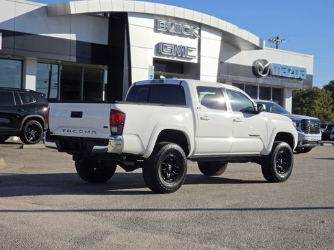 Used 2021 Toyota Tacoma SR5 image 7