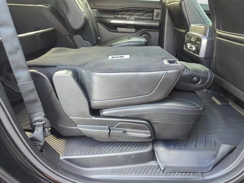 Used 2018 Ford Expedition Max Platinum image 25