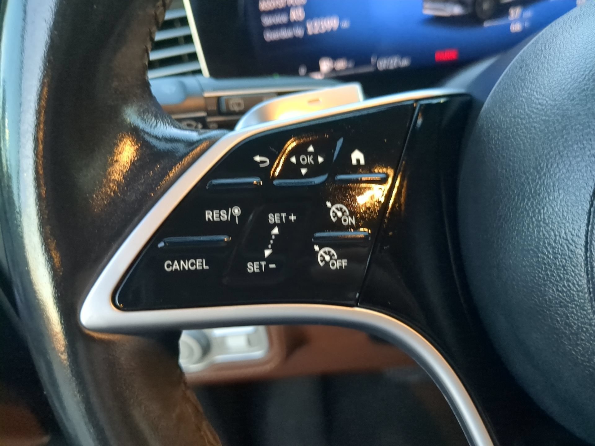 Used 2024 Mercedes-Benz GLE 350 4MATIC image 66