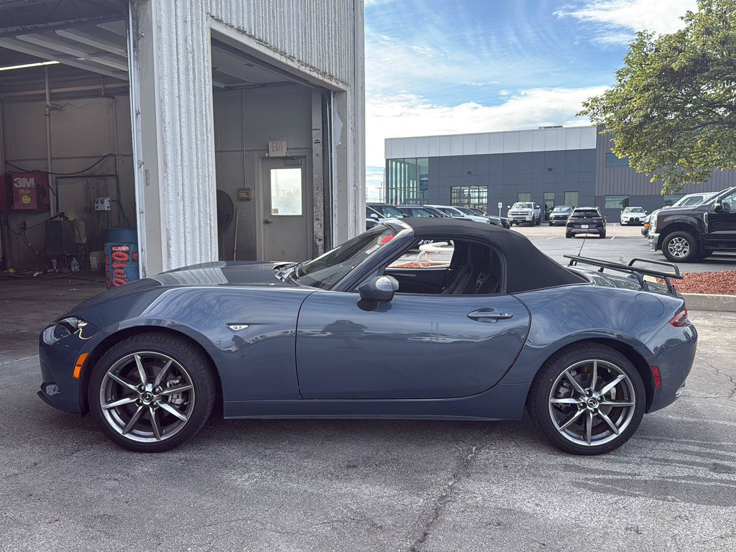 Used 2021 MAZDA MX-5 Miata Grand Touring RWD image 6