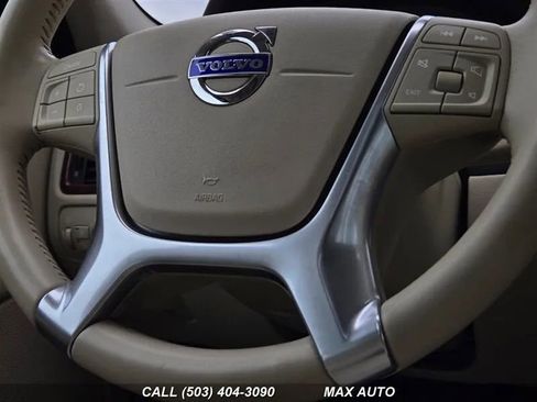 Used 2013 Volvo XC70 3.2 Premier Plus image 28