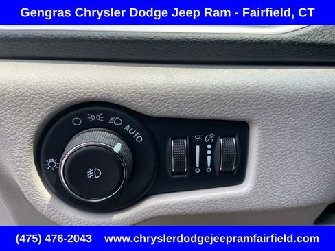 Used 2020 Chrysler Pacifica Touring-L Plus FWD image 57