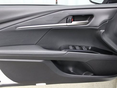 Used 2025 Toyota Camry XSE image 11