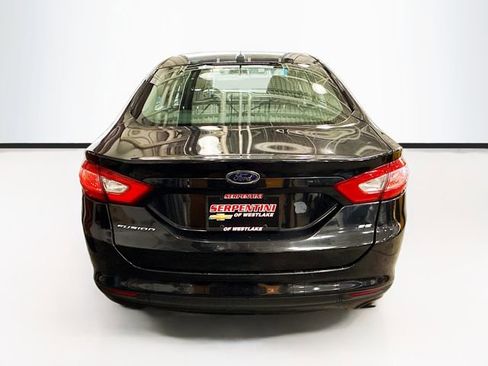 Used 2014 Ford Fusion SE FWD image 7