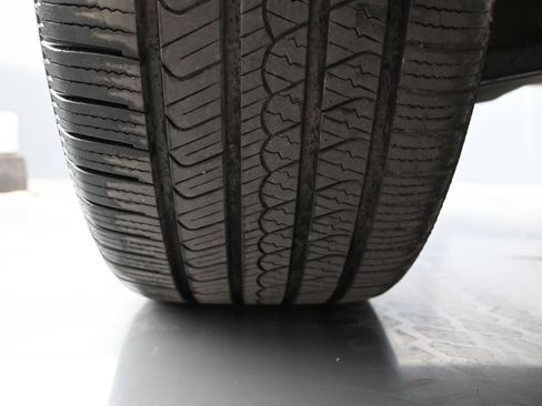 Used 2021 Volvo XC90 T5 Momentum w/ Protection Package Premier FWD image 19