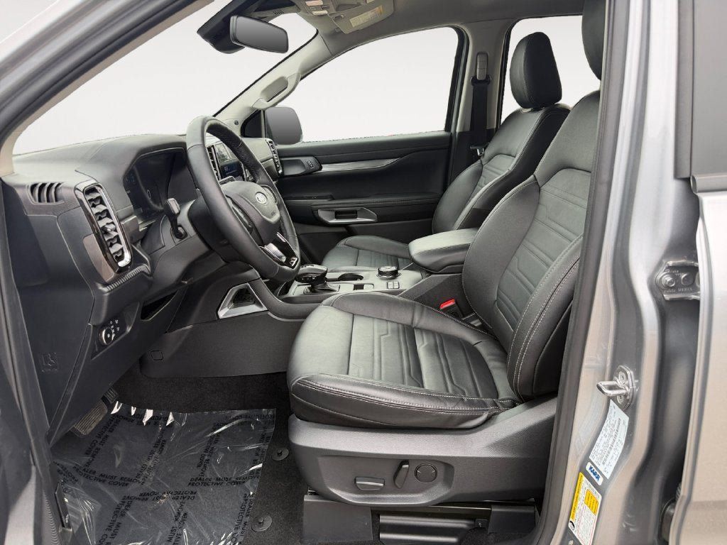 Used 2024 Ford Ranger Lariat w/ Advanced Towing Package AWD/4WD image 7