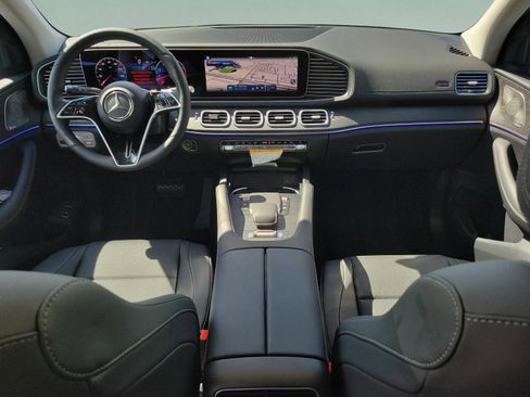 New 2026 Mercedes-Benz GLS 450 4MATIC image 19