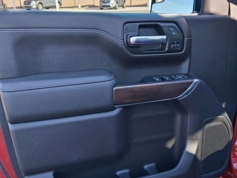 Used 2022 GMC Sierra 1500 SLT w/ SLT Premium Package image 15