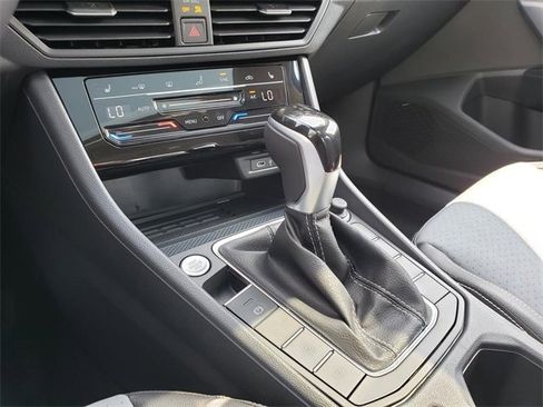 New 2025 Volkswagen Jetta SE image 11