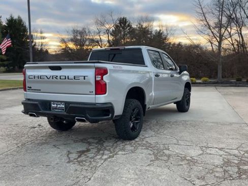 Used 2021 Chevrolet Silverado 1500 LT Trail Boss w/ Convenience Package II image 8