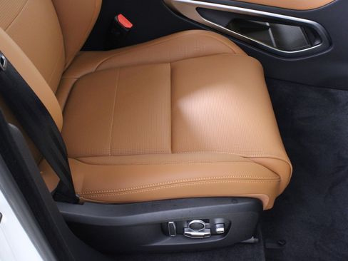 New 2026 Jaguar F-PACE R-Dynamic S image 13