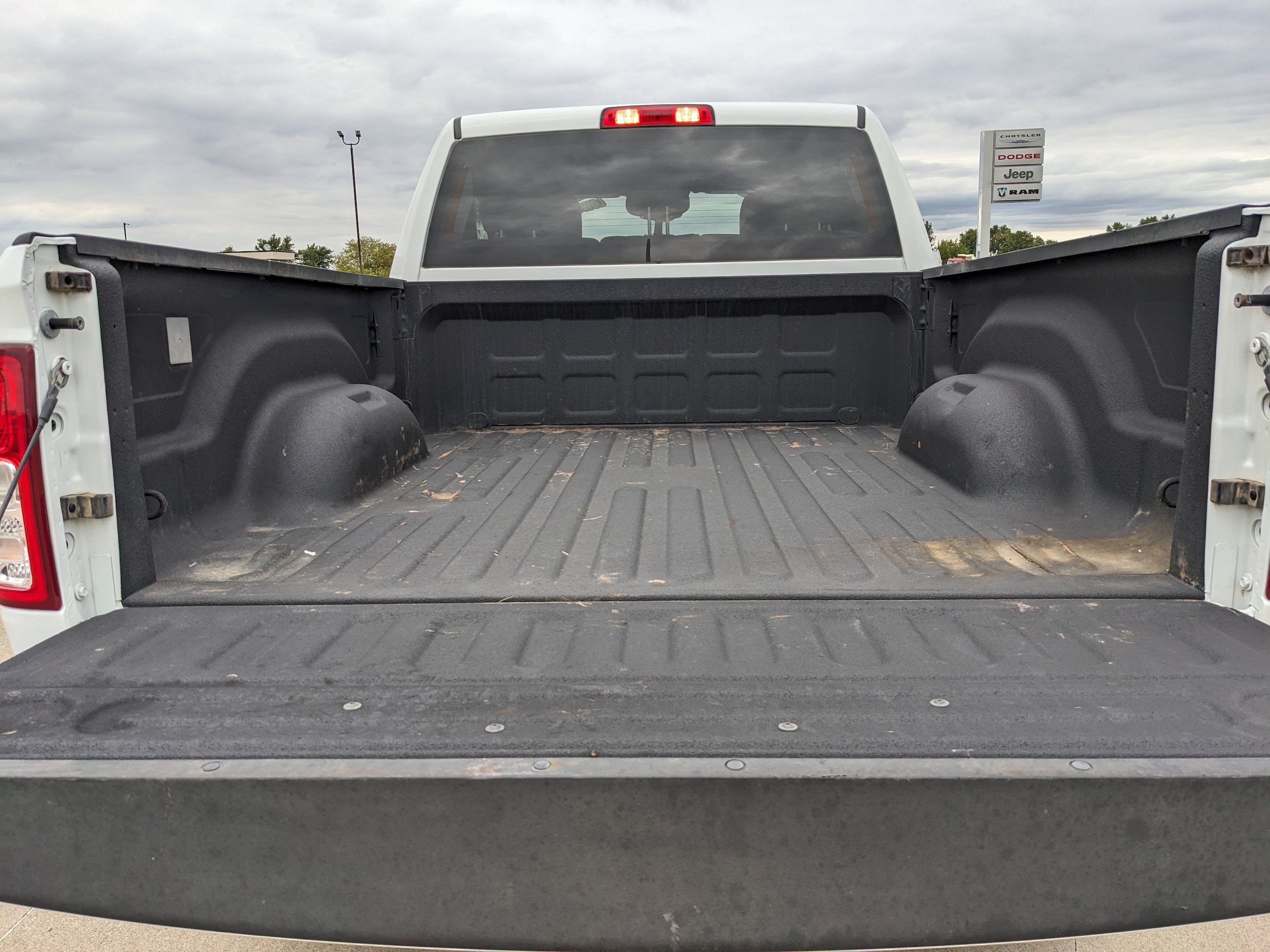 Used 2024 RAM 2500 Big Horn w/ Off Road Package AWD/4WD image 13