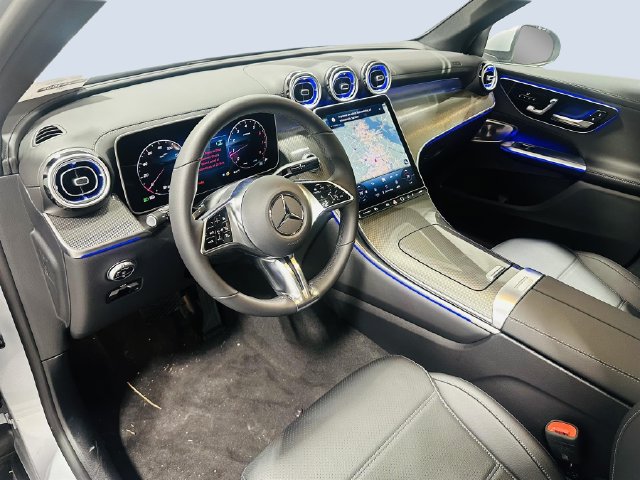 New 2027 Mercedes-Benz GLC 300 4MATIC image 5