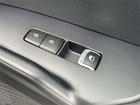 New 2026 Kia K5 LXS image 17