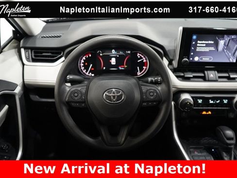 Used 2024 Toyota RAV4 XLE image 12
