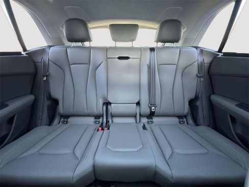 New 2026 Audi Q8 Premium Plus image 23