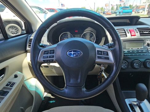 Used 2014 Subaru Crosstrek 2.0i Premium w/ Moonroof Package AWD/4WD image 10