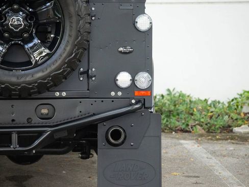 Used 1992 Land Rover Defender 110 image 15