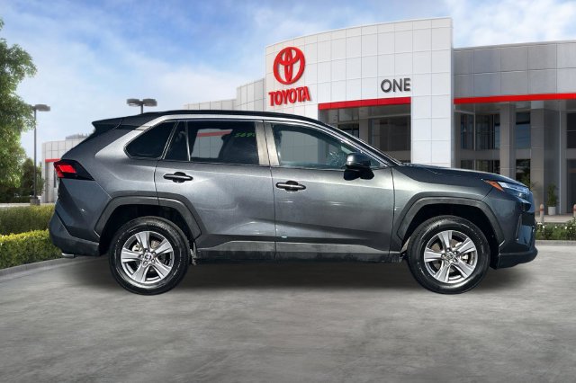 Certified 2025 Toyota RAV4 XLE AWD/4WD image 3