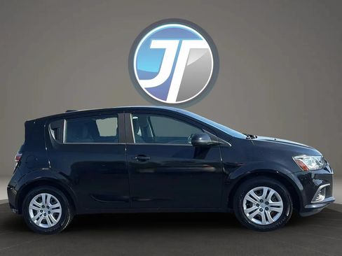 Used 2020 Chevrolet Sonic LT FWD image 7