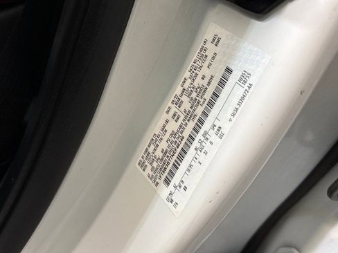 Used 2022 Ford F350 Platinum w/ FX4 Off-Road Package image 86