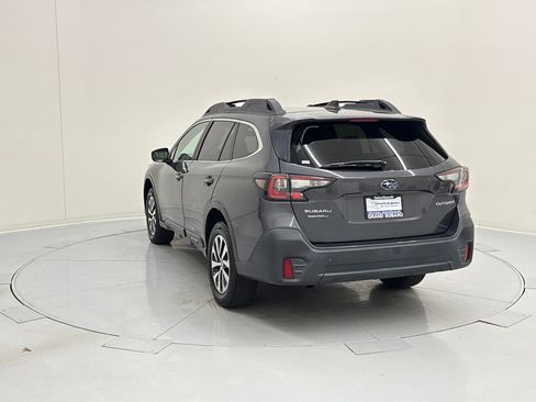 Used 2020 Subaru Outback Premium AWD/4WD image 3