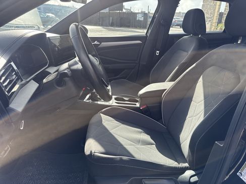Used 2025 Volkswagen Jetta Sport FWD image 24