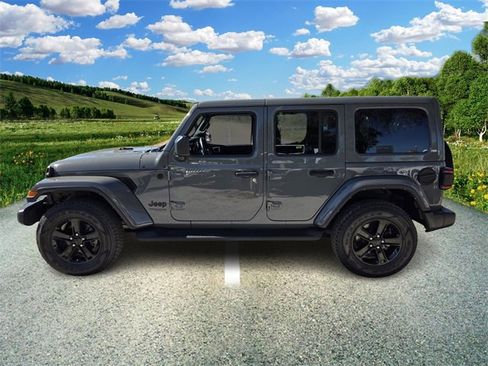 Certified 2022 Jeep Wrangler Unlimited Sahara image 4