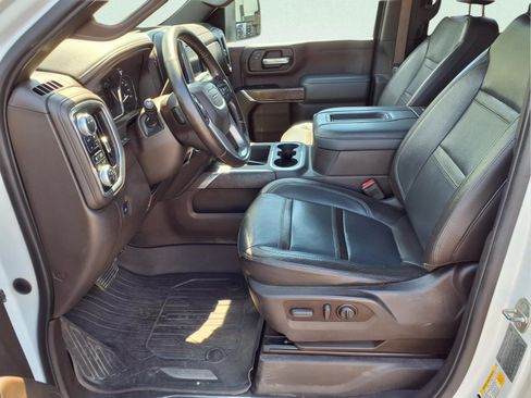 Used 2022 GMC Sierra 3500 Denali w/ Denali Ultimate Package AWD/4WD image 17