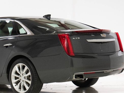Used 2017 Cadillac XTS Luxury w/ Driver Awareness Package FWD image 17