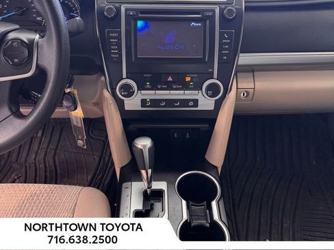 Used 2013 Toyota Camry LE FWD image 14