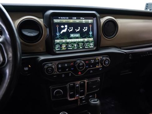 Used 2021 Jeep Wrangler Unlimited Sport image 38