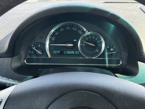 Used 2010 Chevrolet HHR LT FWD image 17