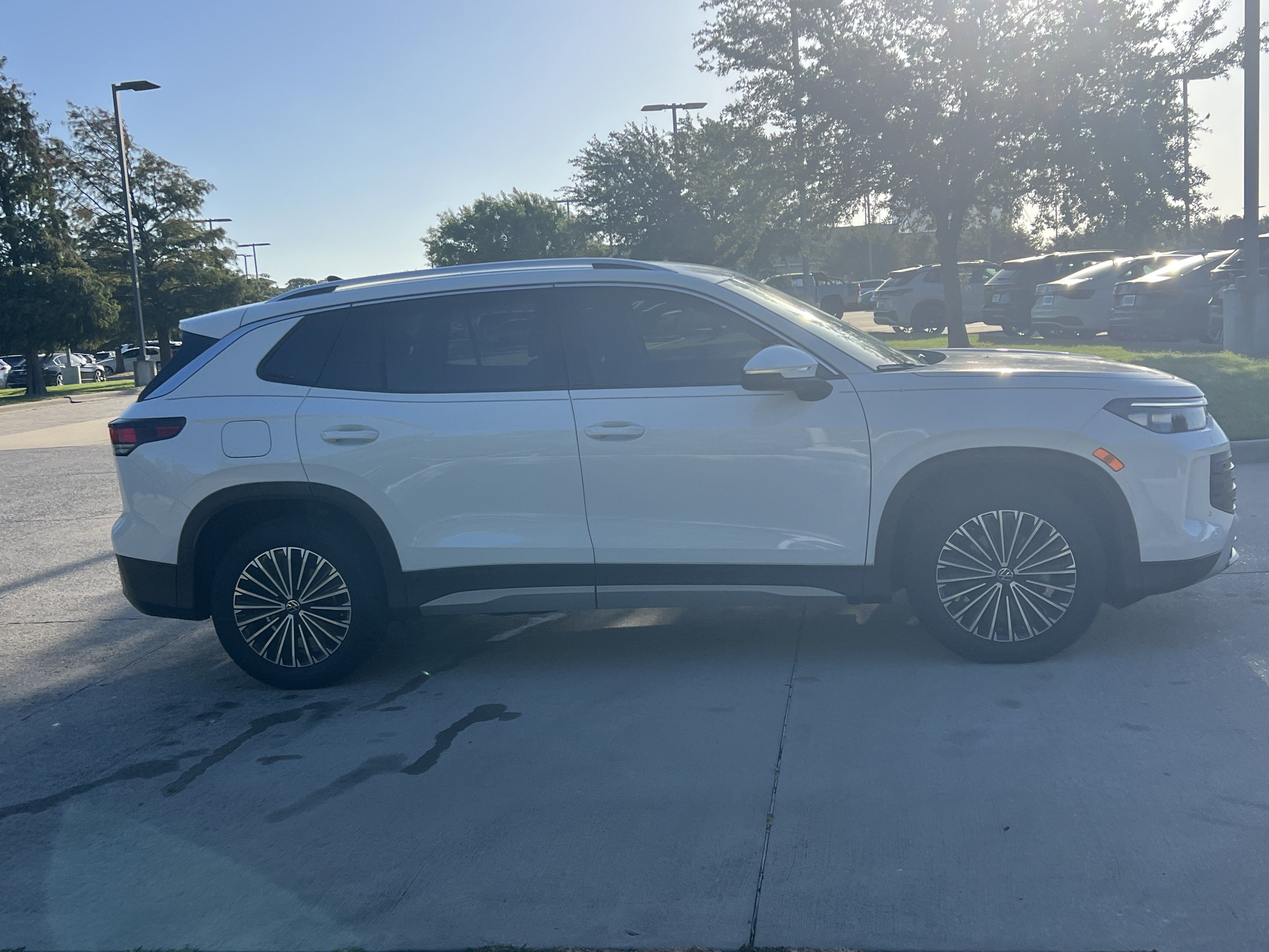 Certified 2026 Volkswagen Tiguan S FWD image 32
