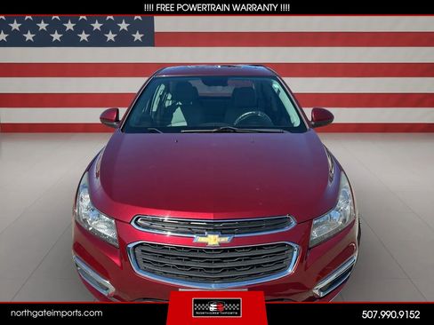 Used 2016 Chevrolet Cruze LT w/ Sun And Sound Package FWD image 10